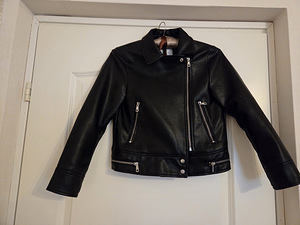 Куртка Zara р.134 (1 фото из 5)