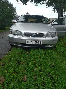 Volvo v70 (1 фото из 5)