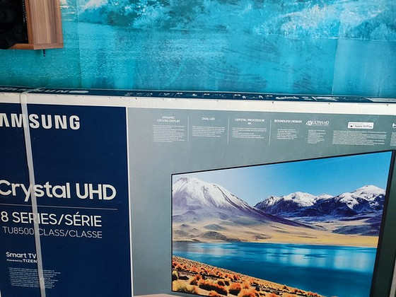 Телевизор SAMSUNG
