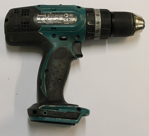 Аккумуляторная дрель Makita DHP453 (без аккумулятора) (3 фото из 5)