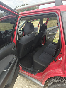 Müüa mitsubishi outlander (10 foto / 10)