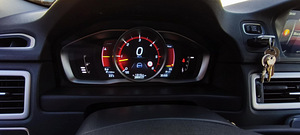 VOLVO S80 AWD D5 (7 фото из 12)