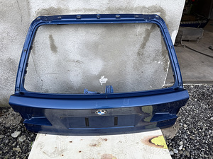 BMW E39 TOURING БОЛЬШАЯ ЗАДНЯЯ ДВЕРЬ 364 TOPASBLAU (2 фото из 10)