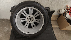 M: Land Rover Range Rover velg + rehv 8,5x20, 5x120 (2 foto / 4)