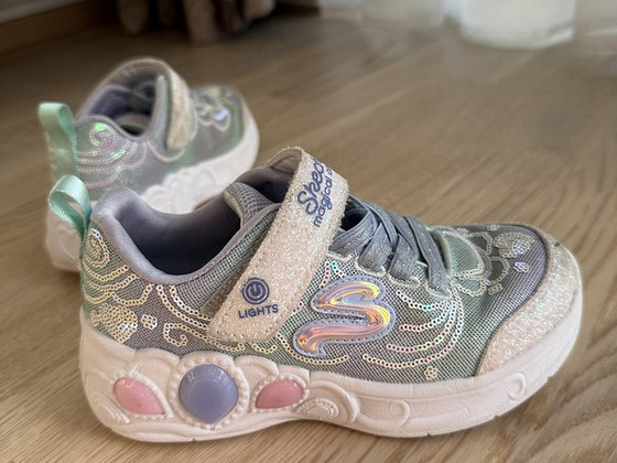Кроссовки Skechers, размер 27