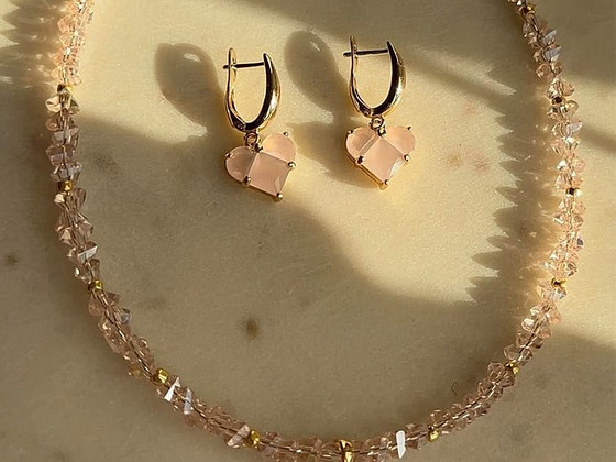 Käsitöö komplekt kristallitega. Kullatud 18k