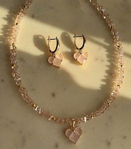 Käsitöö komplekt kristallitega. Kullatud 18k (1 foto / 3)