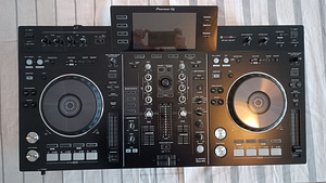 Pioneer XDJ-RX (2 фото из 4)