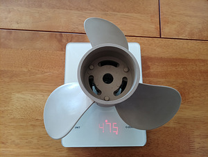 Komposiitpropeller 11" Tohatsu 9,9 - 15 - 20 (3 foto / 3)