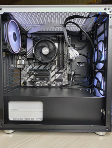 Современный игровой компьютер с процессором AMD Ryzen 5 8600G (2 фото из 7)