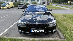 BMW 528i (2 фото из 8)