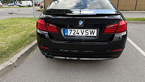 BMW 528i (3 фото из 8)