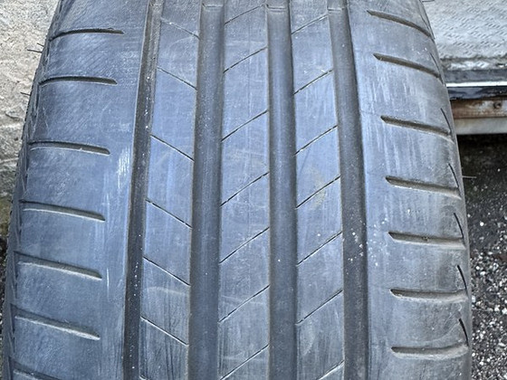 225/40/19 Bridgestone Turanza T005 одиночная шина
