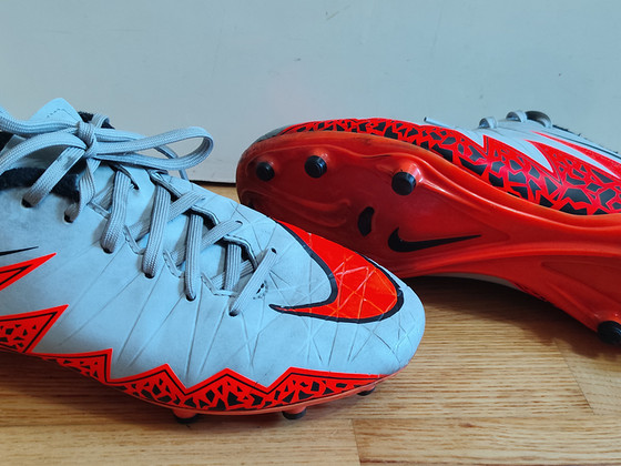 Футбольные бутсы 38 Nike HyperVenom