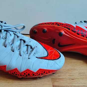 Jalgpalli putsad 38 Nike HyperVenom football boots