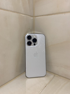 iPhone 14 Pro 128GB 73% (1 фото из 3)