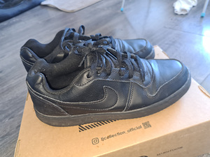 Nike 2 пары (2 фото из 2)