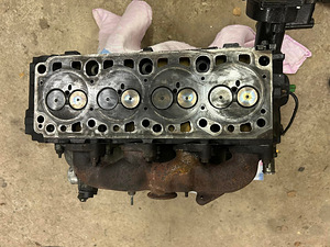 Головка блока цилиндров FORD MONDEO 1.8TDCI 92kw (1 фото из 4)