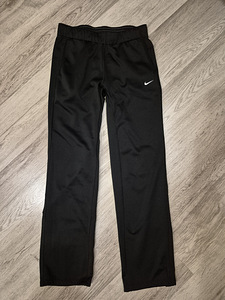 Nike, размер S (1 фото из 2)