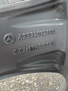 18" оригинальные диски Mercedes-Benz 5x112 + зимние шины 7,5 мм (10 фото из 10)