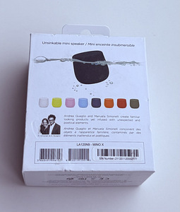 Lexon Mino X Floating Bluetooth speaker Yellow / Black (7 foto / 10)