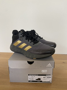 Кроссовки Adidas, размер 38 2/3 (1 фото из 4)