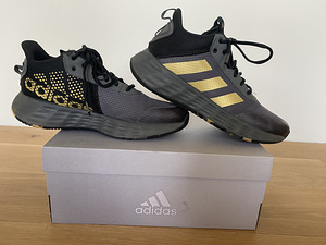 Кроссовки Adidas, размер 38 2/3 (2 фото из 4)