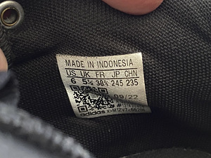 Кроссовки Adidas, размер 38 2/3 (4 фото из 4)