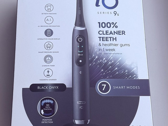 Oral-B iO Series 9s Black Onyx