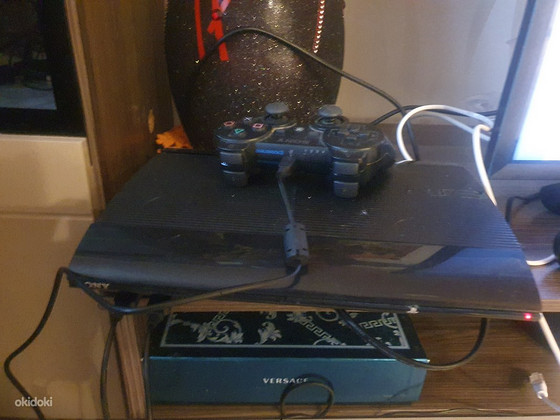 Продаю playstation 3 и игры к нему