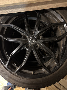 Müüa OZ Racing stiilis 20” veljed + rehvid (1 foto / 7)