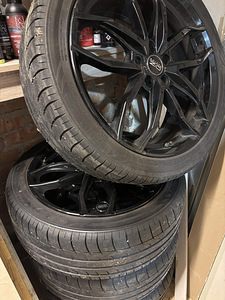 Müüa OZ Racing stiilis 20” veljed + rehvid (2 foto / 7)