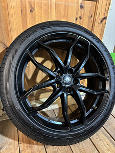 Müüa OZ Racing stiilis 20” veljed + rehvid (3 foto / 7)