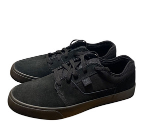 Кожаные мужские кроссовки DC Shoes размер 42 (новые) (2 фото из 9)