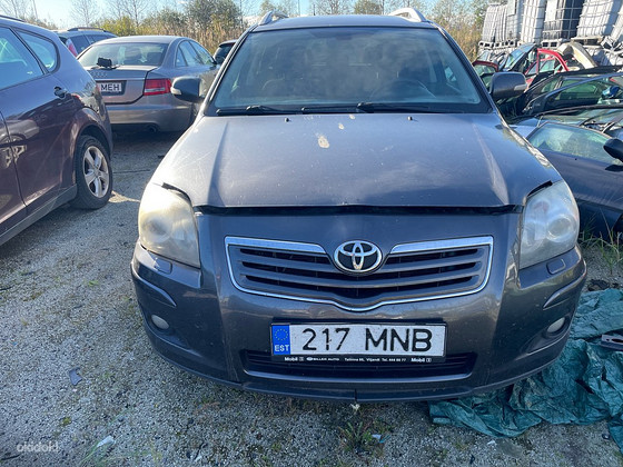 TOYOTA AVENSIS 2,4 BENS AUTOMAAT, VARUOSAD
