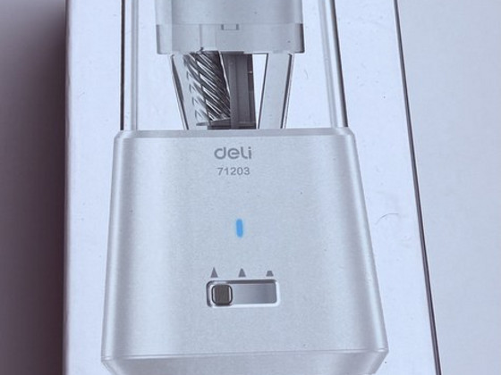 Deli Automatic Electric Pencil Sharpener 71203 , White/Gray