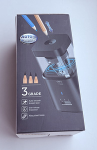 Deli Automatic Electric Pencil Sharpener 71203 , White/Gray (7 фото из 8)