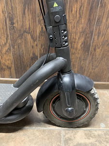 Электро-самокат Navee Electric Scooter N65 + зарядка (4 фото из 5)