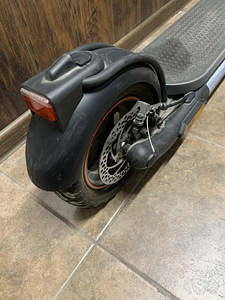 Электро-самокат Navee Electric Scooter N65 + зарядка (5 фото из 5)