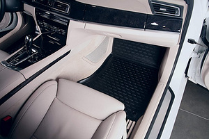 Skoda Superb 3 mudelikohane porimattide komplekt (2 foto / 5)