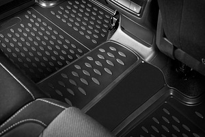 Skoda Superb 3 mudelikohane porimattide komplekt (3 foto / 5)