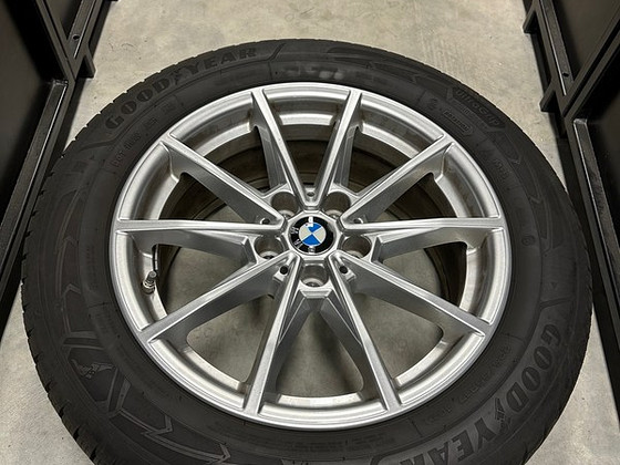 BMW originaalveljed Style 851+Goodyear talverehvid