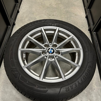 Оригинальные диски BMW Style 851 + зимние шины Goodyear