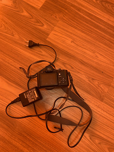 Panasonic DLC -fz8 kaamera (2 foto / 3)