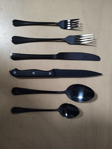 Söögiriistade komplekt 8 inimesele / musta värvi (2 foto / 4)