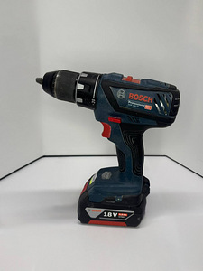 Bosch akudrell GSR 18V-28 + aku 5Ah (1 foto / 2)
