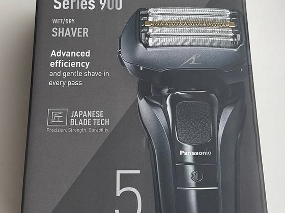 Panasonic Series 900 Wet/Dry Shaver , ES-LV6U