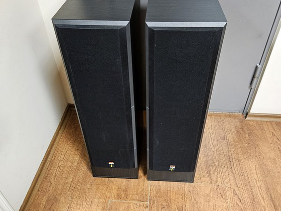 B&W Bowers and Wilkins DM630 3-Way Loudspeaker System