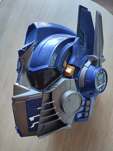 Laste Optimus Prime kiiver (1 foto / 3)