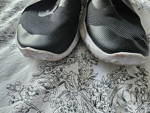 Nike кроссовки 36.5 (4 фото из 4)